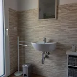 Apartment Elegante Rifugio Con 1 Da Letto 4 Adulti Wi-fi Netflix