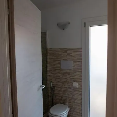 Elegante Rifugio Con 1 Da Letto 4 Adulti Wi-fi Netflix شقة *