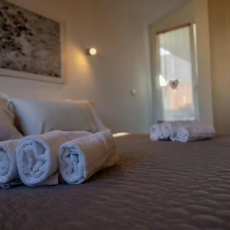 Апартаменти Elegante Rifugio Con 1 Da Letto 4 Adulti Wi-fi Netflix Ольбія